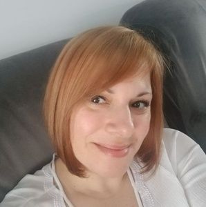 Meet your Posher, Karine